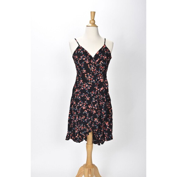 Guess Black Faux Floral Wrap Sundress Size M - Picture 1 of 3